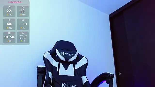 Snapshot of Valerio_20 chatting on February 18, 2025, 7:19 pm Valerio 20 online show from February 18, 2025, 7:19 pm