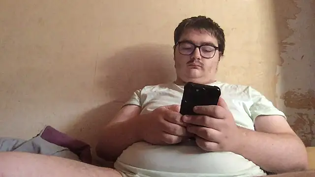 Snapshot of bigboyfrench chatting on September 10, 2025, 9:30 am bigboyfrench online show from September 10, 2025, 9:30 am