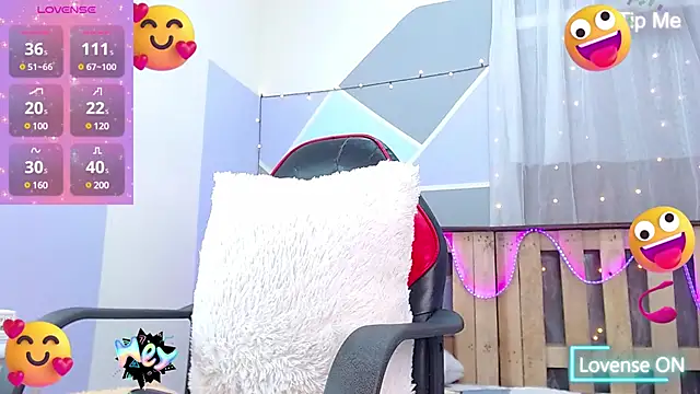 Lina10 online show from March 18, 2025, 7:33 pm