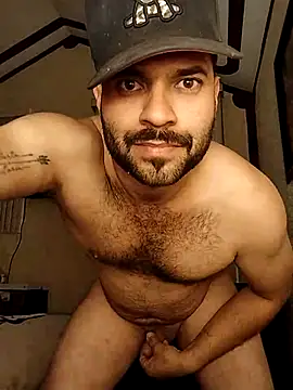 Rober2230 online show from January 2, 2025, 4:41 am