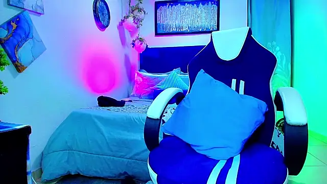 Adil aminn online show from November 27, 2025, 5:35 pm