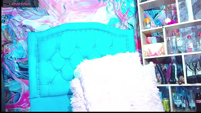 Meraky   online show from February 4, 2025, 10:10 am