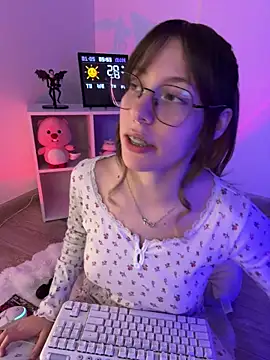  nobara   online show from December 3, 2025, 3:18 am