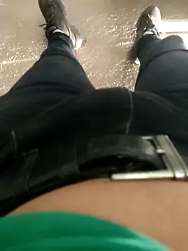 Snapshot of OLAJONES chatting on March 16, 2026, 3:37 pm OLAJONES online show from March 16, 2026, 3:37 pm