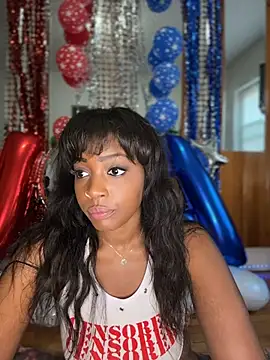 Snapshot of Blazerina chatting on July 5, 2026, 12:34 pm Blazerina online show from July 5, 2026, 12:34 pm