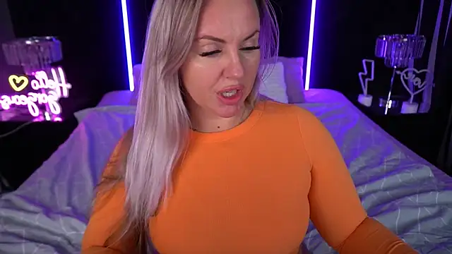 KiraCandyS online show from September 27, 2025, 10:38 pm