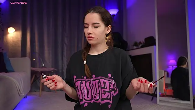 Snapshot of Amely_Young chatting on March 12, 2026, 1:33 am Amely Young online show from March 12, 2026, 1:33 am