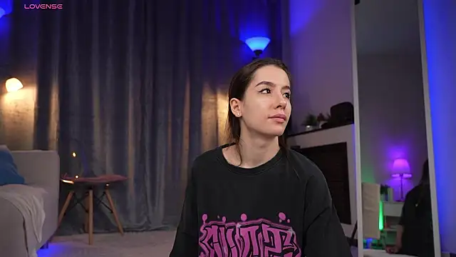 Snapshot of Amely_Young chatting on March 13, 2026, 1:54 am Amely Young online show from March 13, 2026, 1:54 am