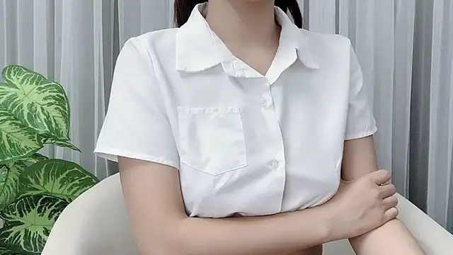  Miyuki   online show from June 10, 2026, 3:19 am