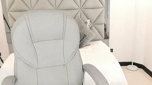 celestica rose online show from March 27, 2026, 10:00 pm