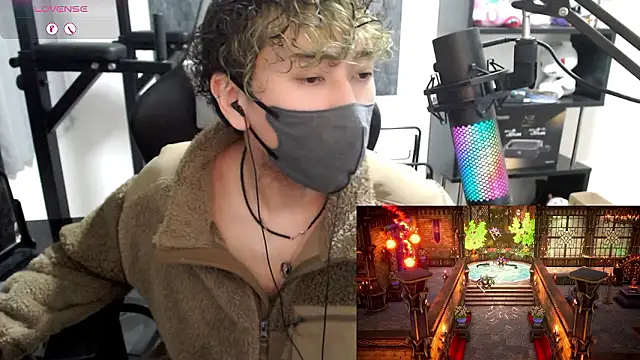 Shizukuu online show from November 8, 2025, 12:31 pm