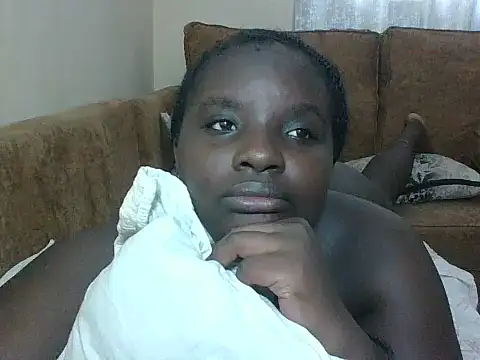 hotebbbyy online show from July 13, 2026, 10:14 am
