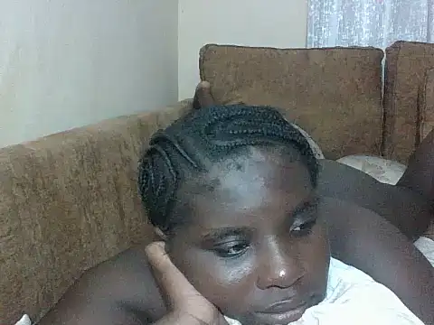 hotebbbyy online show from July 14, 2026, 11:22 pm