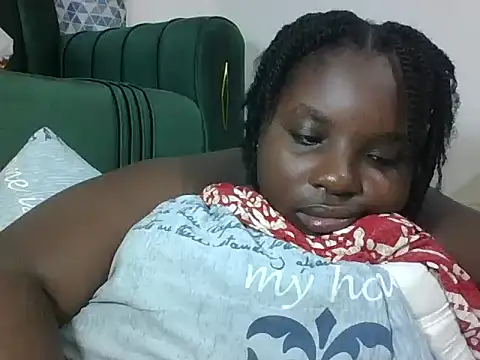 hotebbbyy online show from July 29, 2026, 12:15 pm