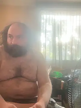 Snapshot of hairyhulk chatting on January 7, 2026, 9:42 pm hairyhulk online show from January 7, 2026, 9:42 pm