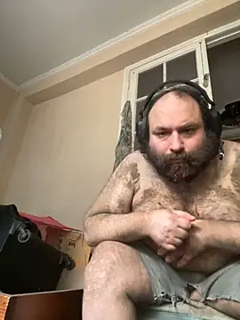 Snapshot of hairyhulk chatting on October 18, 2025, 8:11 pm hairyhulk online show from October 18, 2025, 8:11 pm