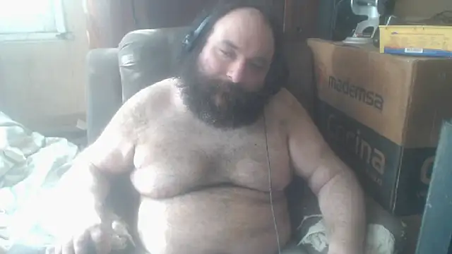 Snapshot of hairyhulk chatting on February 12, 2025, 8:07 pm hairyhulk online show from February 12, 2025, 8:07 pm