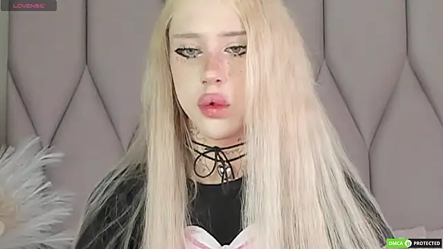 Joy Barker online show from November 30, 2025, 1:56 pm