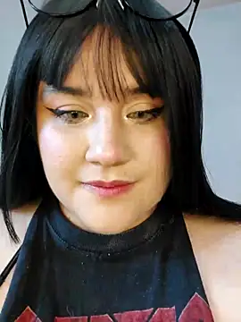 ItsNaiixa online show from September 20, 2025, 1:43 am