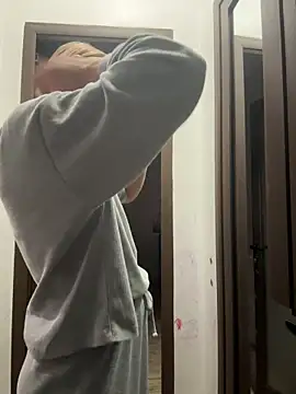 tanyagrey online show from November 20, 2025, 7:53 am