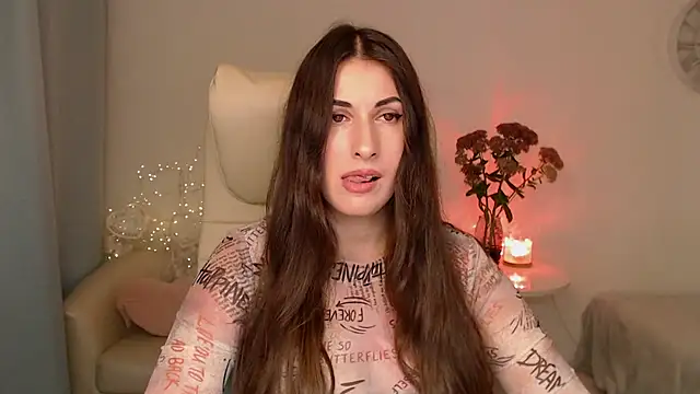 MaryMalory11 online show from October 7, 2025, 4:52 pm