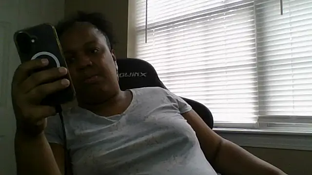 Badgirlbrittt online show from September 29, 2025, 6:13 pm