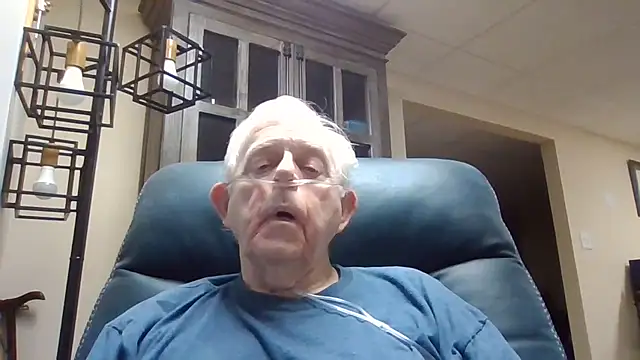 bootlegmanz online show from June 17, 2026, 6:51 pm