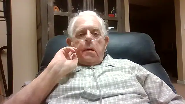 bootlegmanz online show from April 23, 2026, 3:02 am