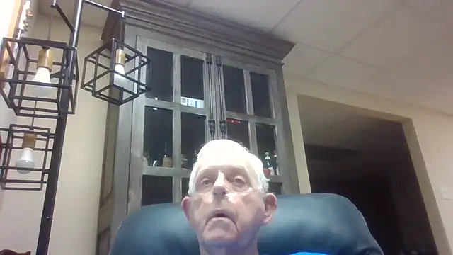 bootlegmanz online show from November 14, 2025, 9:07 pm