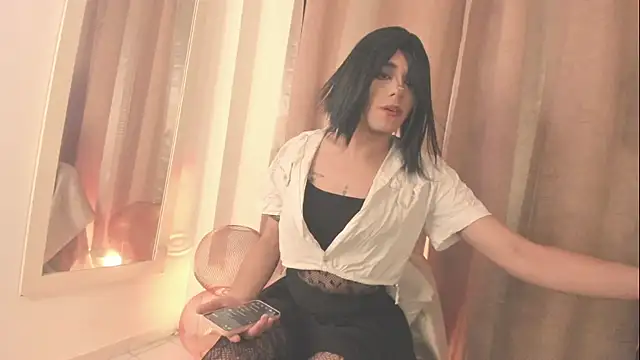 BarbieVenus online show from August 3, 2026, 8:33 am