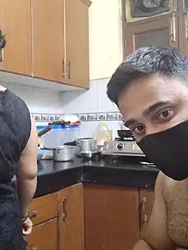 IND COUPLE1 online show from February 25, 2025, 2:48 pm