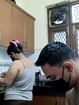 IND COUPLE1 online show from March 1, 2025, 7:41 am