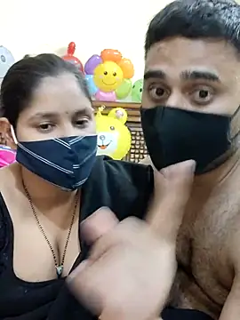 IND COUPLE1 online show from February 23, 2025, 7:49 pm