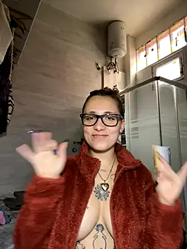 Hawitxui online show from October 3, 2025, 9:33 am