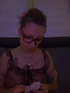 Hawitxui online show from September 30, 2025, 6:47 pm