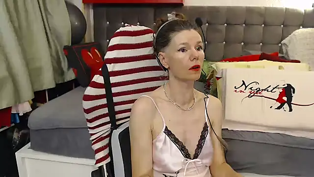 kellyterapy online show from June 5, 2026, 10:37 pm