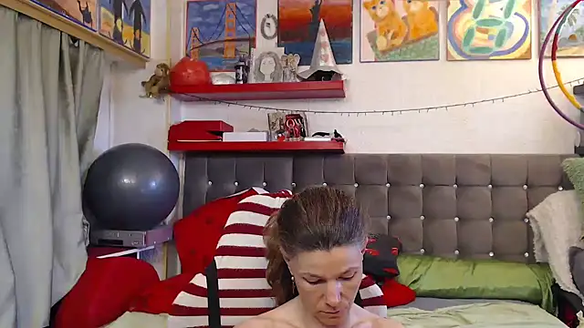 kellyterapy online show from June 15, 2026, 5:51 am