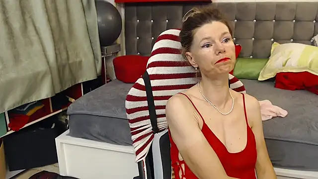 kellyterapy online show from July 5, 2026, 9:54 pm