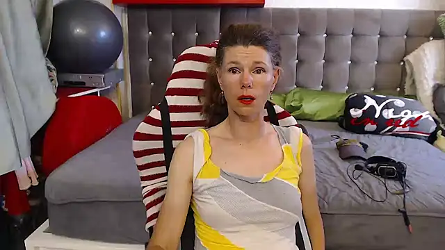 kellyterapy online show from June 14, 2026, 4:19 pm