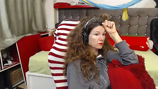 kellyterapy online show from November 20, 2025, 9:47 pm