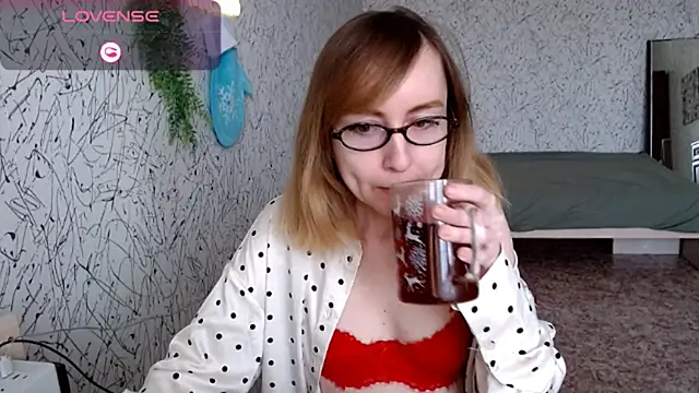 Athena Richards online show from March 6, 2026, 8:53 am