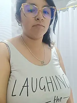  Angelinaandrade  online show from June 18, 2026, 1:26 am