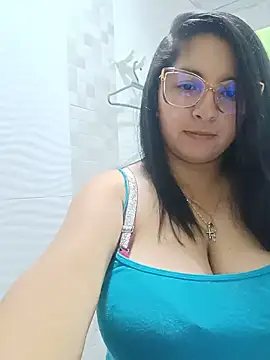  Angelinaandrade  online show from July 8, 2026, 1:08 am