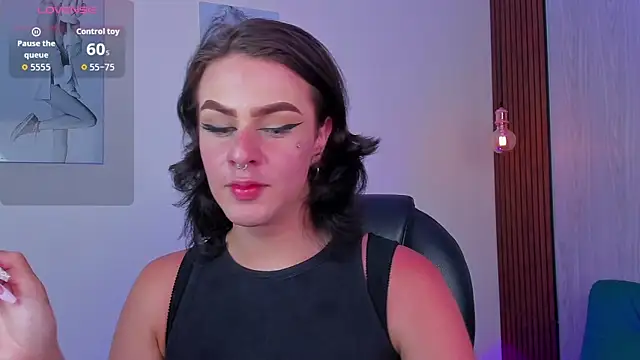 miah connor online show from October 27, 2025, 7:48 pm