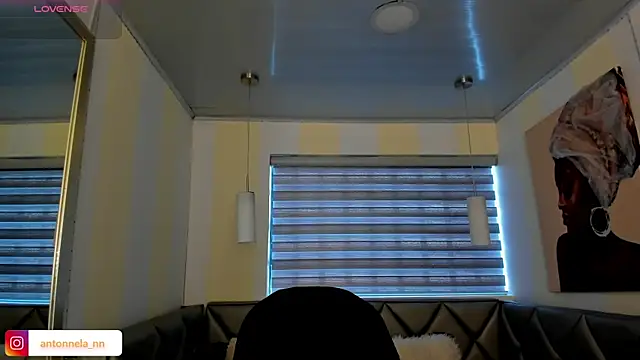 Snapshot of _Antonnela_ chatting on June 6, 2026, 1:49 pm Antonnela online show from June 6, 2026, 1:49 pm