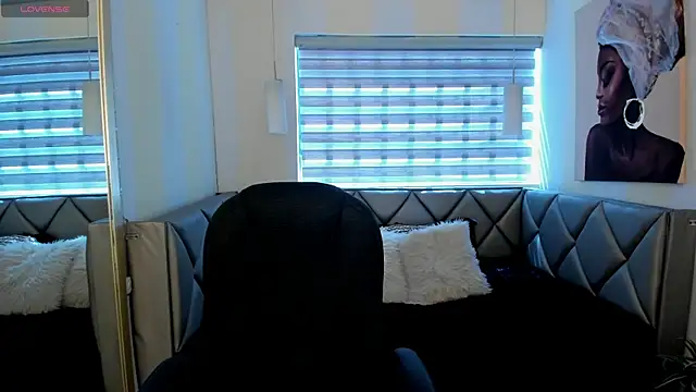 Snapshot of _Antonnela_ chatting on June 14, 2026, 6:09 pm Antonnela online show from June 14, 2026, 6:09 pm