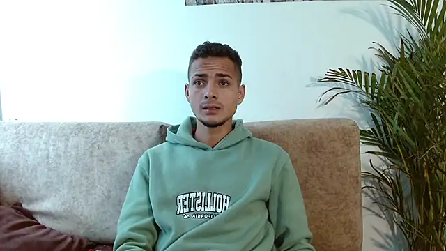 Jeffstyle18 online show from October 13, 2025, 7:48 pm