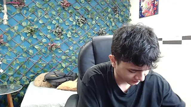 Waturox online show from October 9, 2025, 7:14 pm