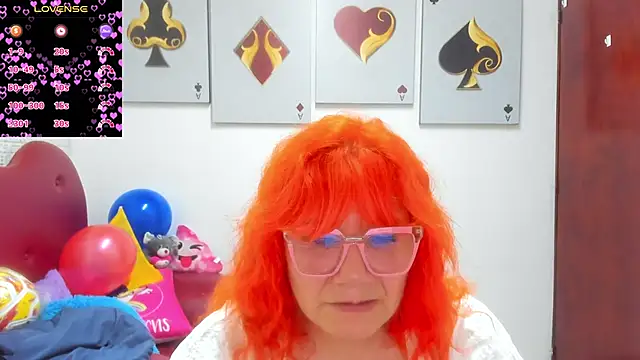 Salomeediaz  online show from June 19, 2026, 9:09 pm