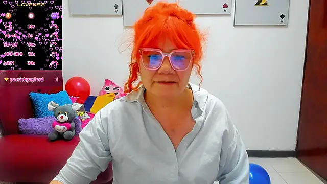 Salomeediaz  online show from June 26, 2026, 8:47 pm
